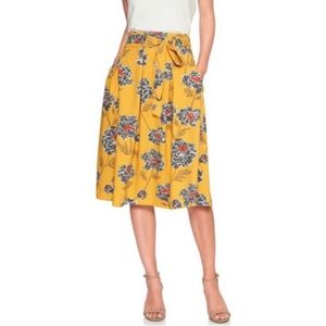 Banana Republic Floral Belted Skirt